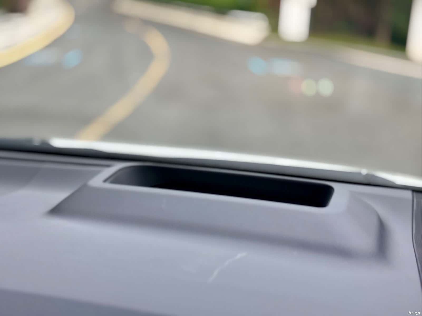 Toyota Vellfire, 2026 15