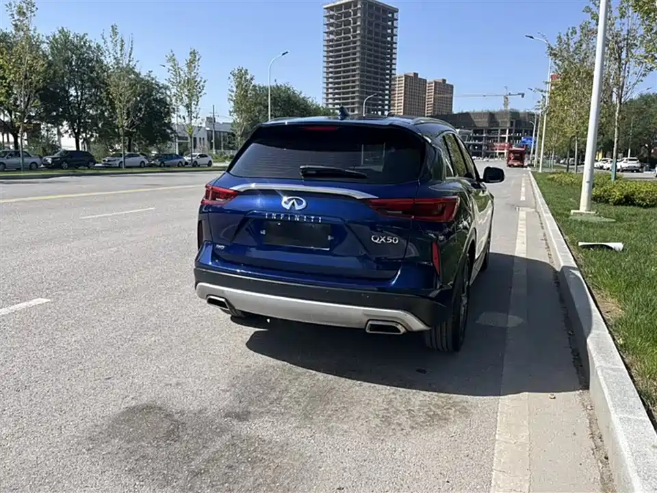 Infiniti QX50