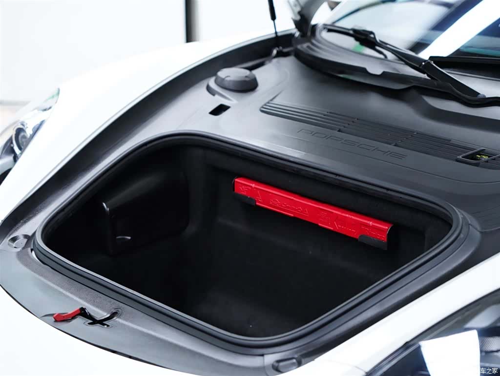 Porsche Cayman, 2021 46