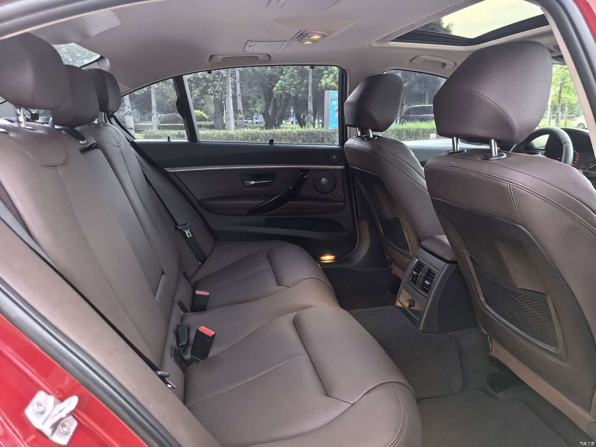BMW 3 Series, 2017 12