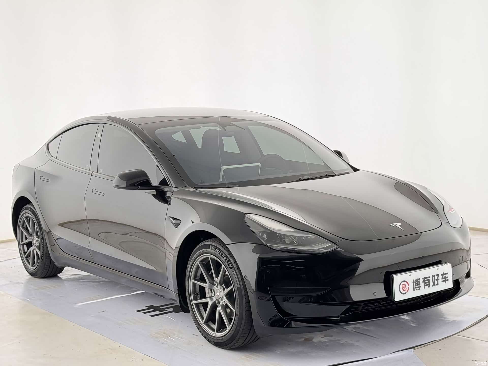 Tesla Model 3, 2023 4