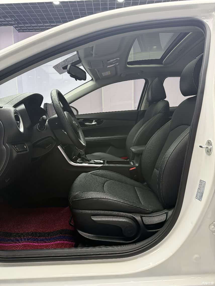 Kia K3, 2022 8
