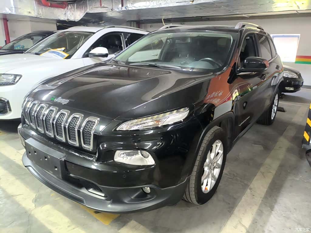 Jeep Cherokee, 2017 1