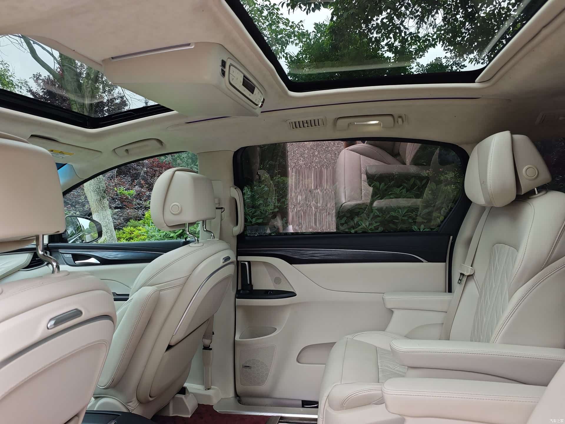 Buick GL8, 2021 12