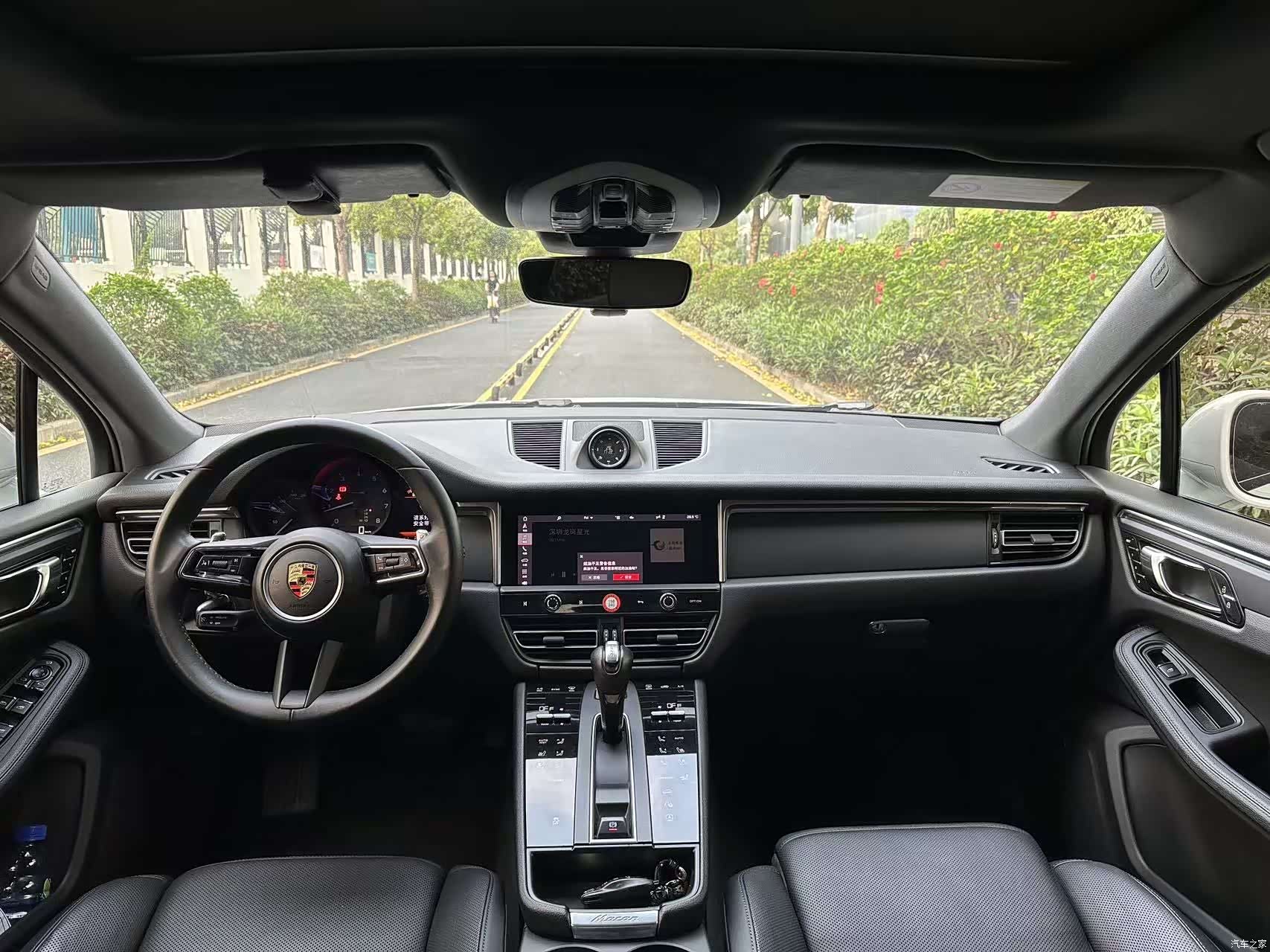 Porsche Macan, 2022 6