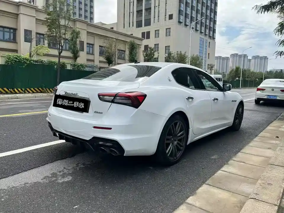 Maserati Ghibli