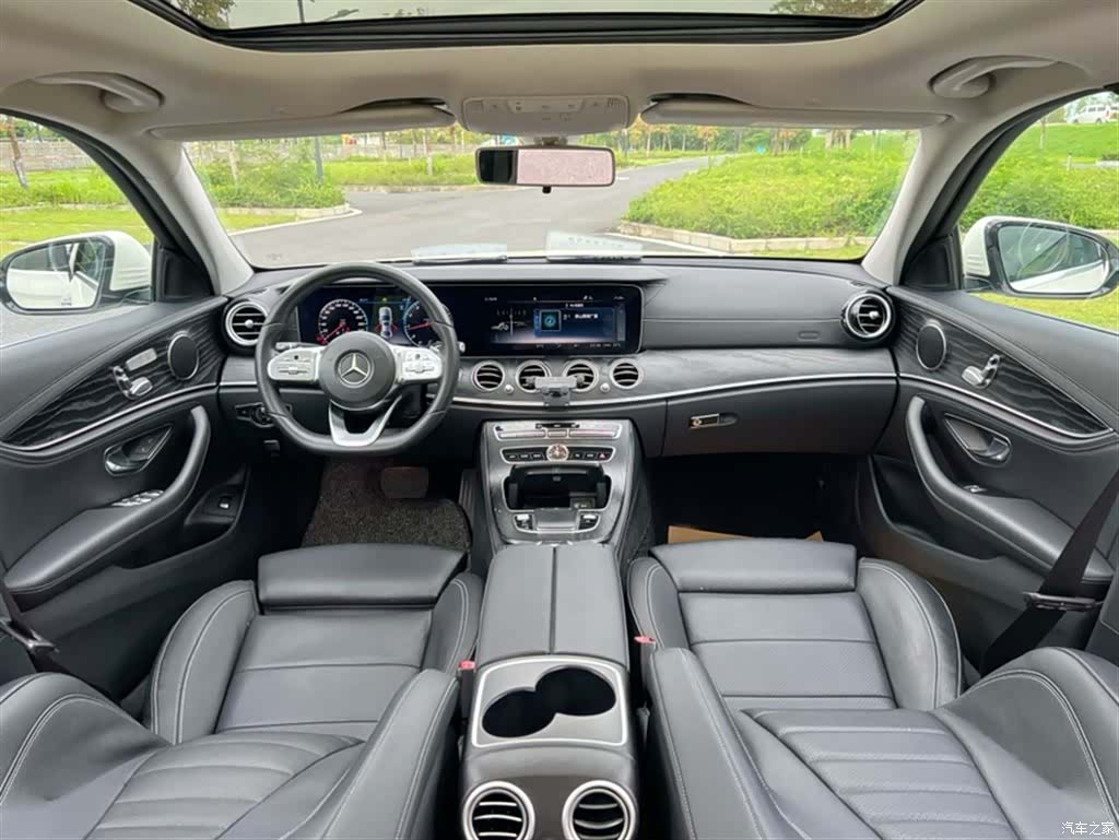 Mercedes-Benz E-Class, 2019 13