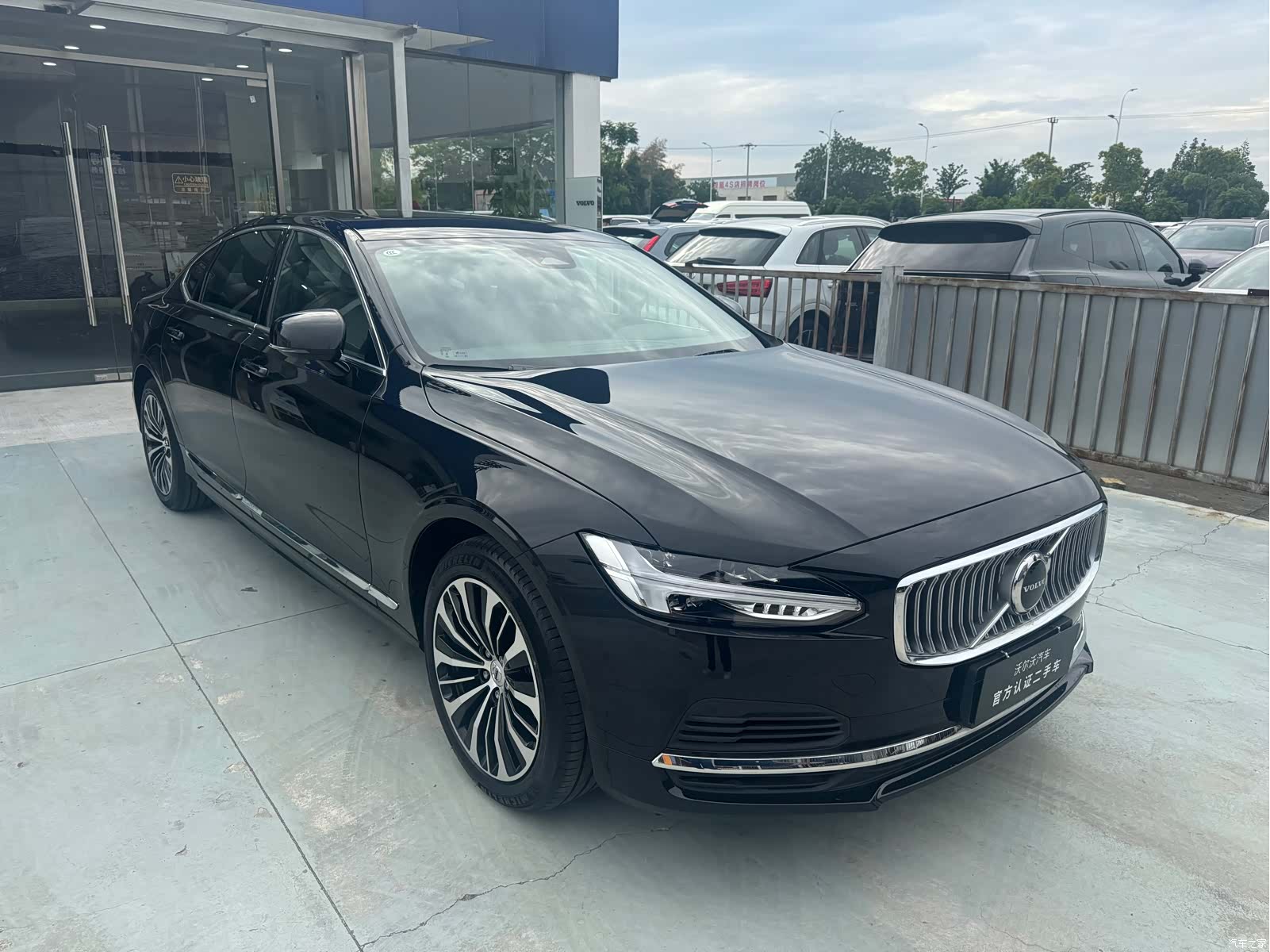 Volvo S90, 2025 2