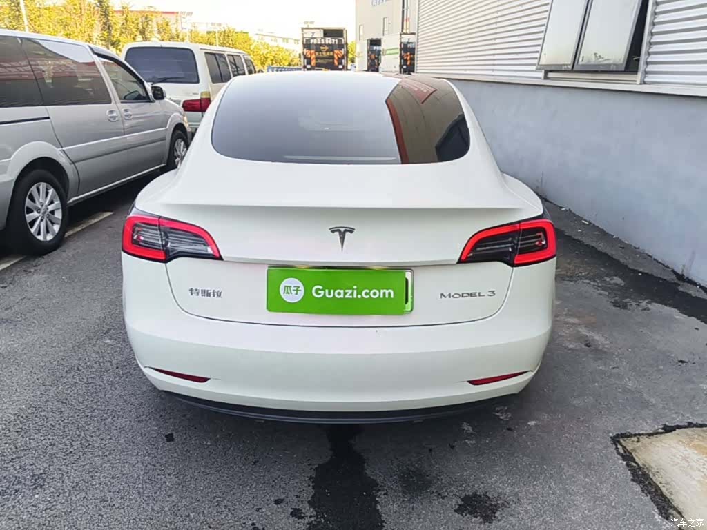 Tesla Model 3, 2021 6