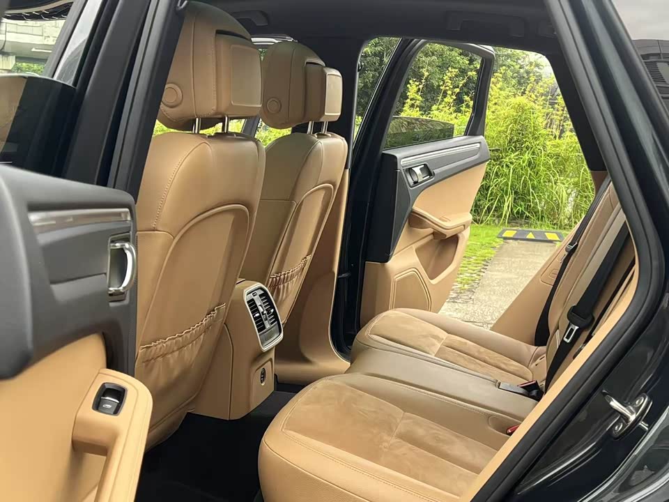 Porsche Macan Porsche Macan