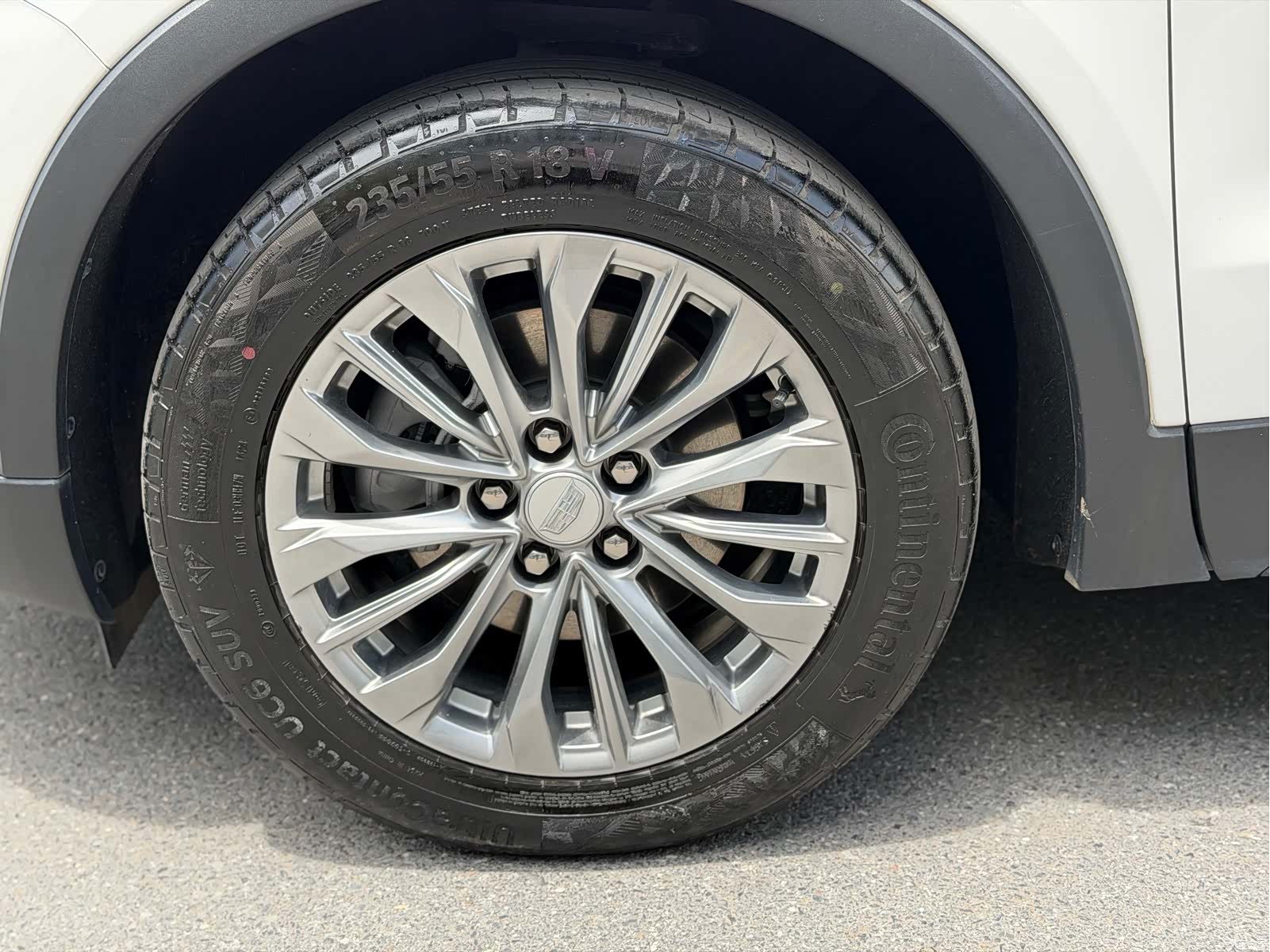 Cadillac XT4, 2025 4