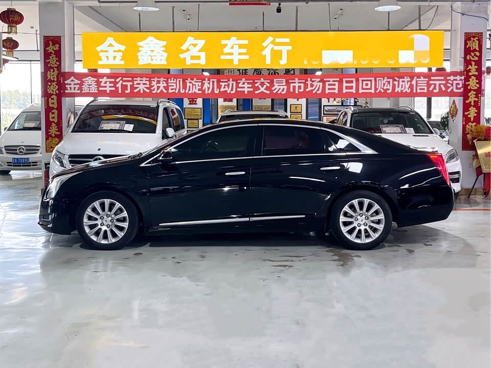 Cadillac XTS
