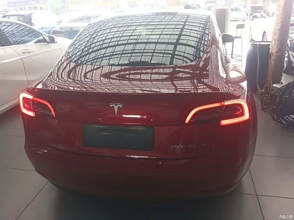Tesla Model 3, 2020 6
