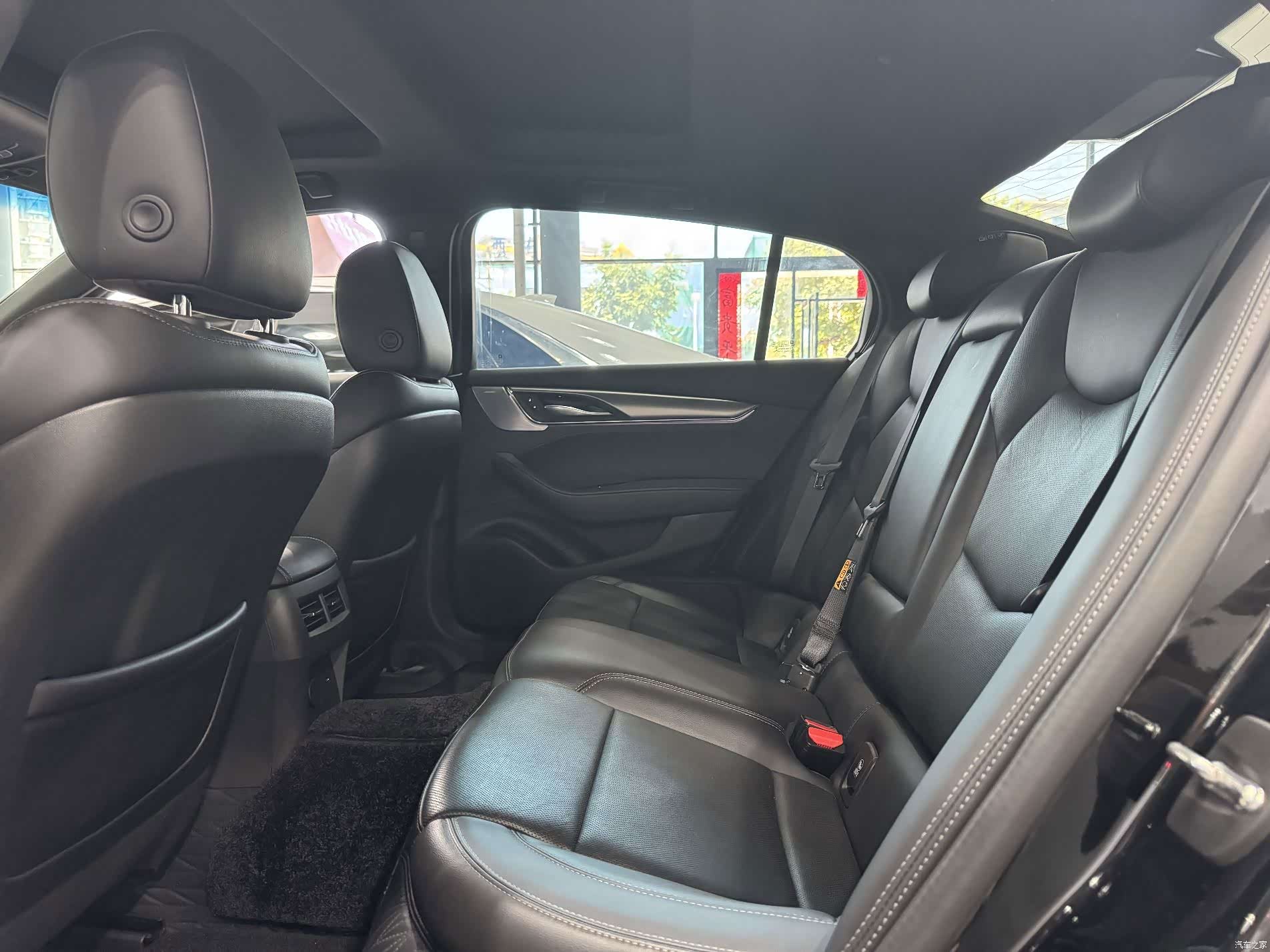 Cadillac CT5, 2023 15