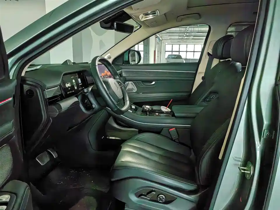 AITO Ask the world M7