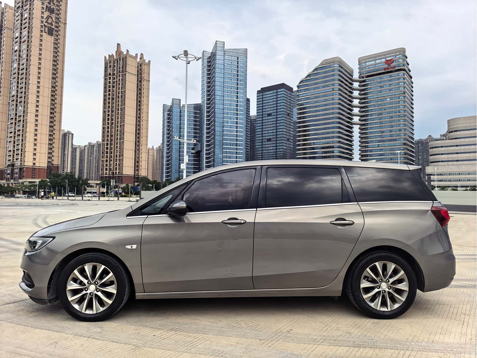 Buick GL6, 2019 все фото