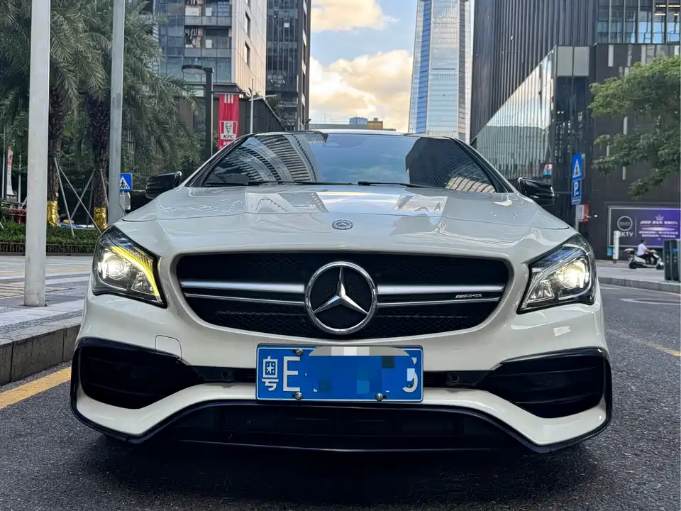 Mercedes-Benz CLA AMG