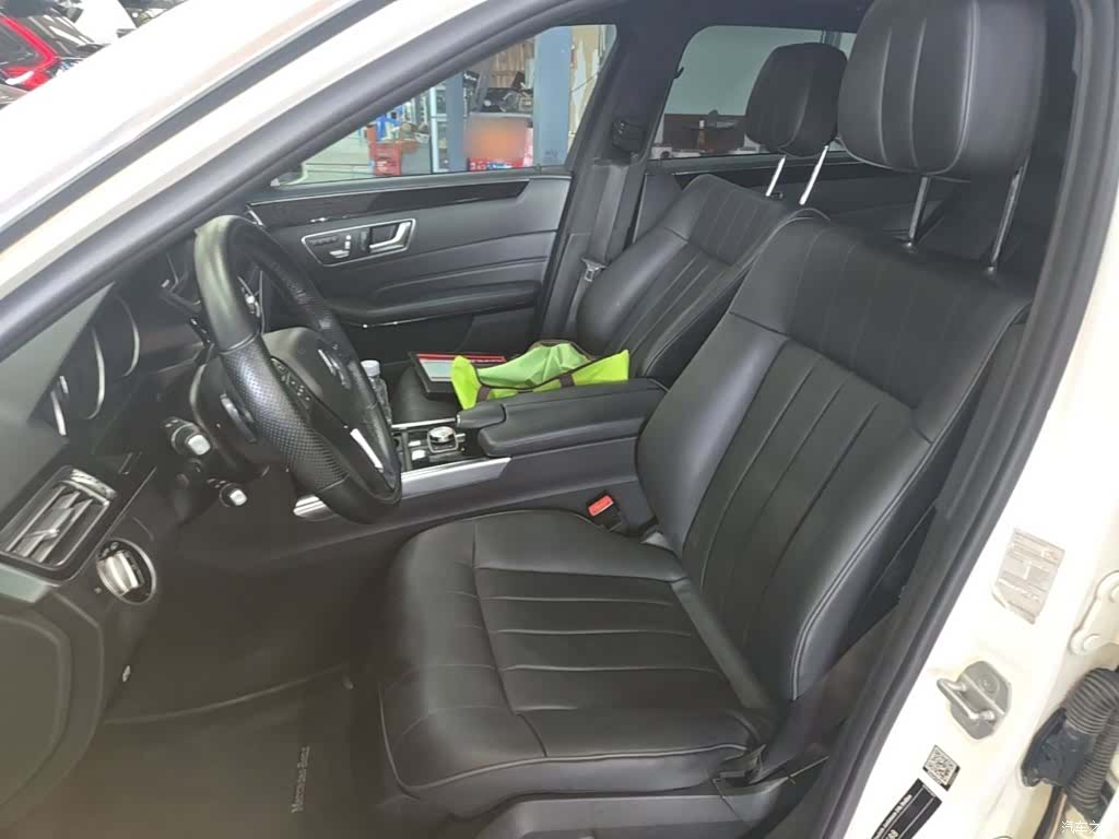 Mercedes-Benz E-Class, 2015 15