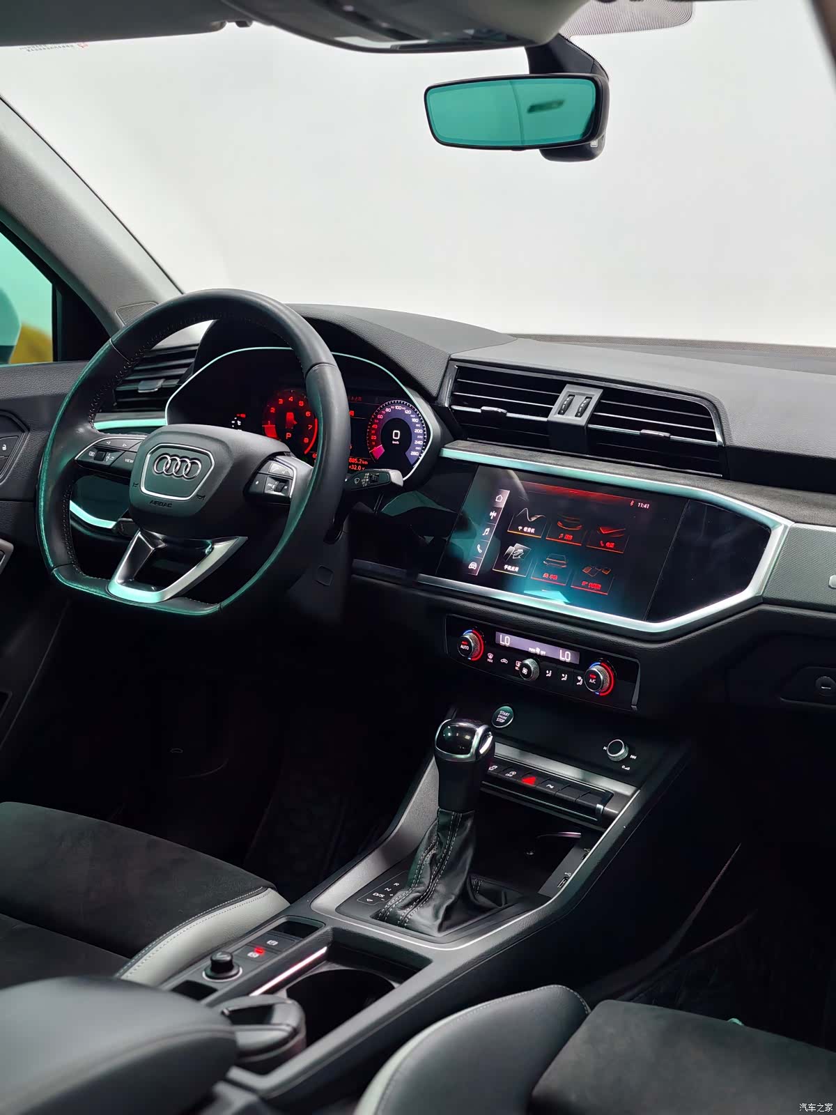 Audi Q3, 2020 13