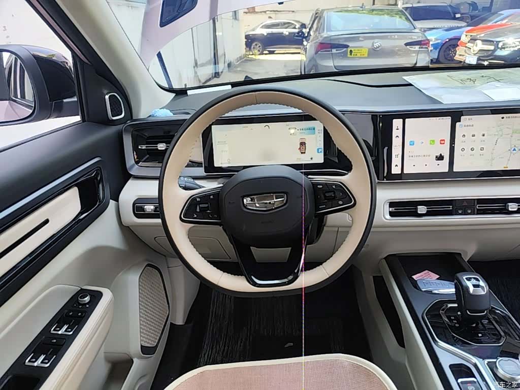 Geely Icon, 2023 11