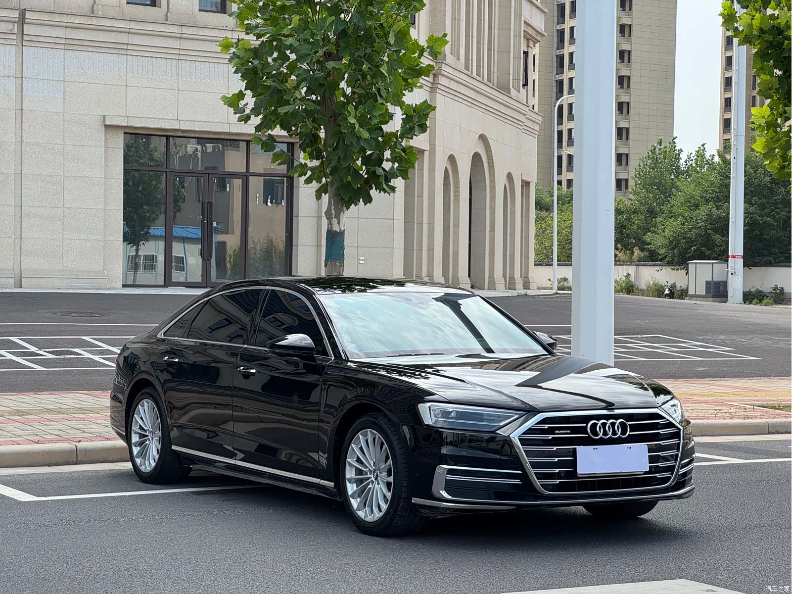 Audi A8L, 2020 3