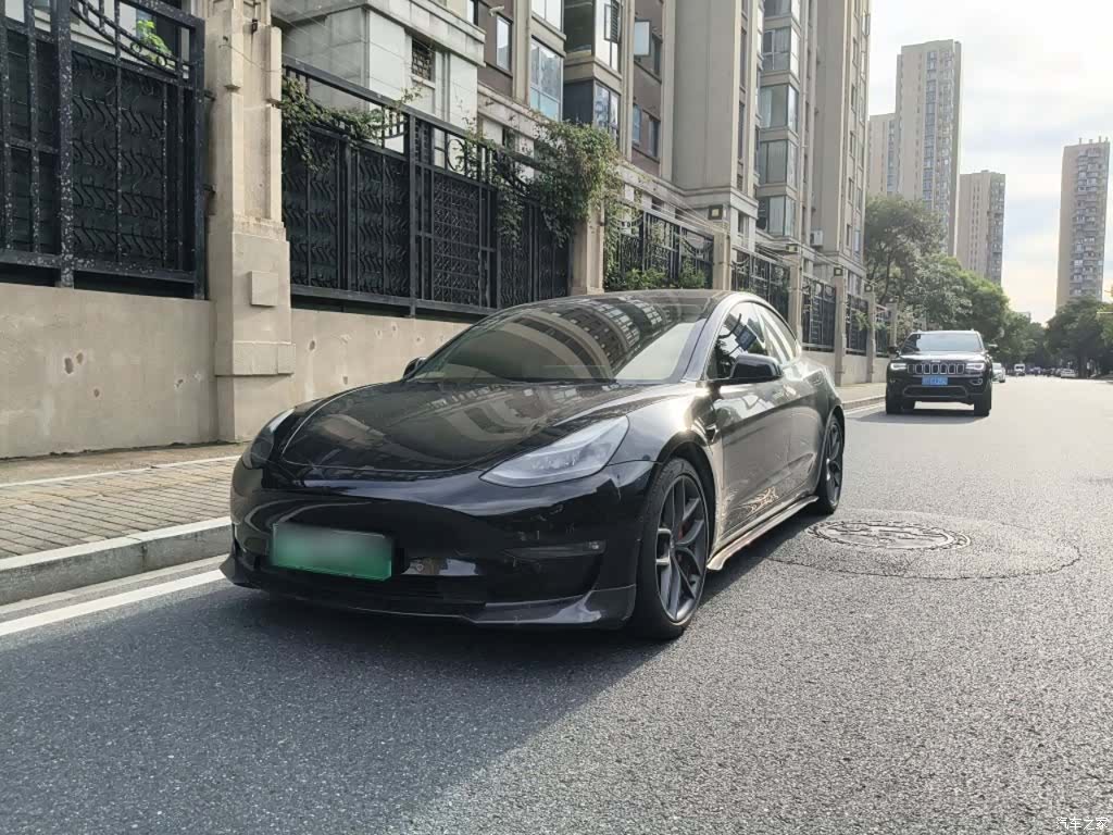 Tesla Model 3, 2021 1