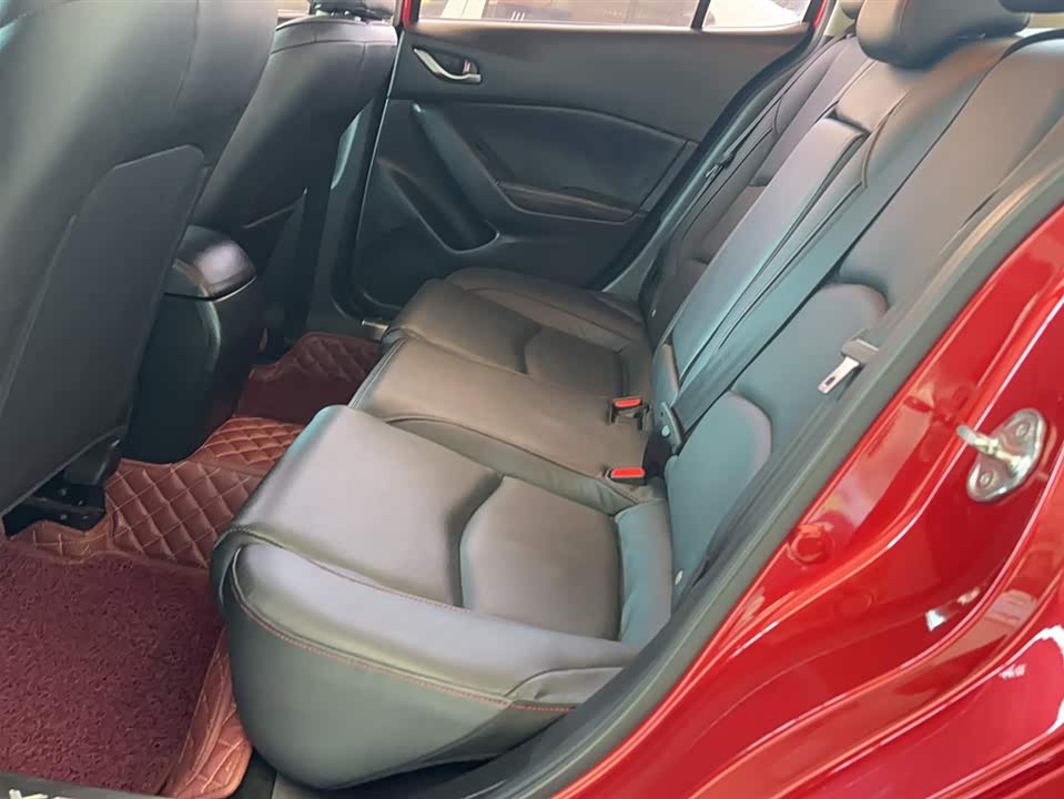 Mazda 3 Angkesaila Mazda 3 Angkesaila