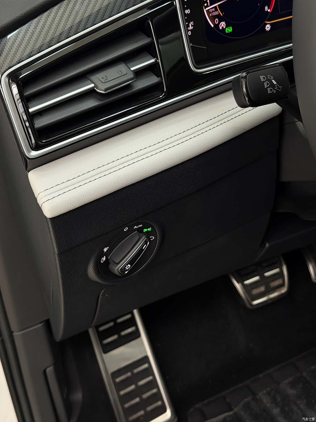 Volkswagen Tiguan L, 2025 25