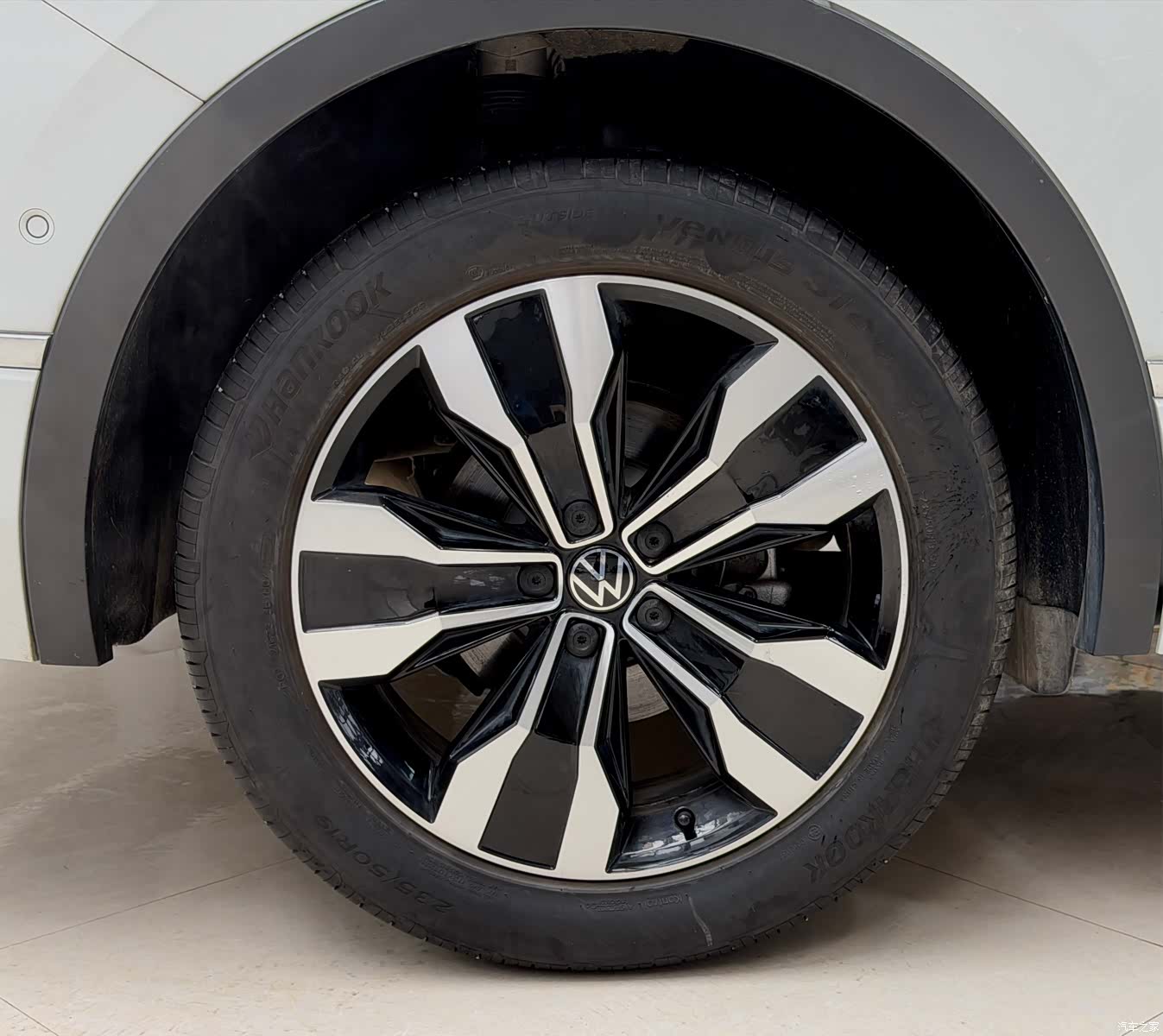 Volkswagen Tiguan L, 2025 10
