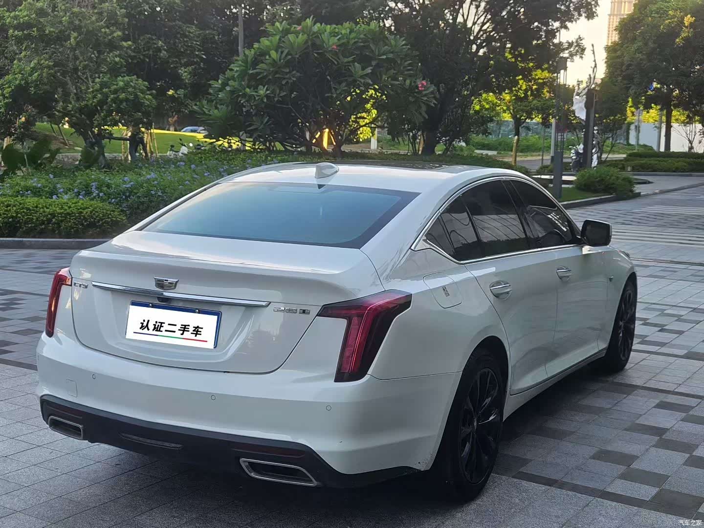 Cadillac CT5, 2022 все фото