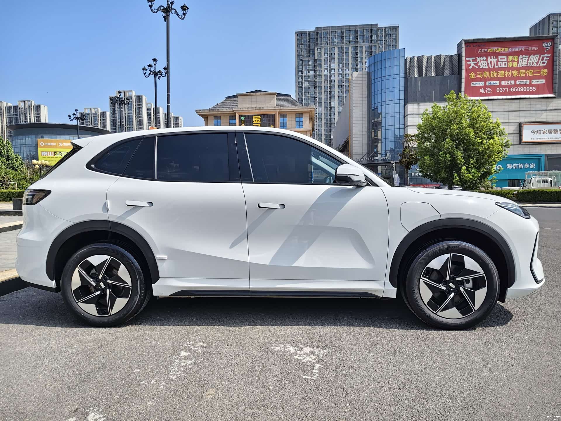 Geely Galaxy E5, 2024 4