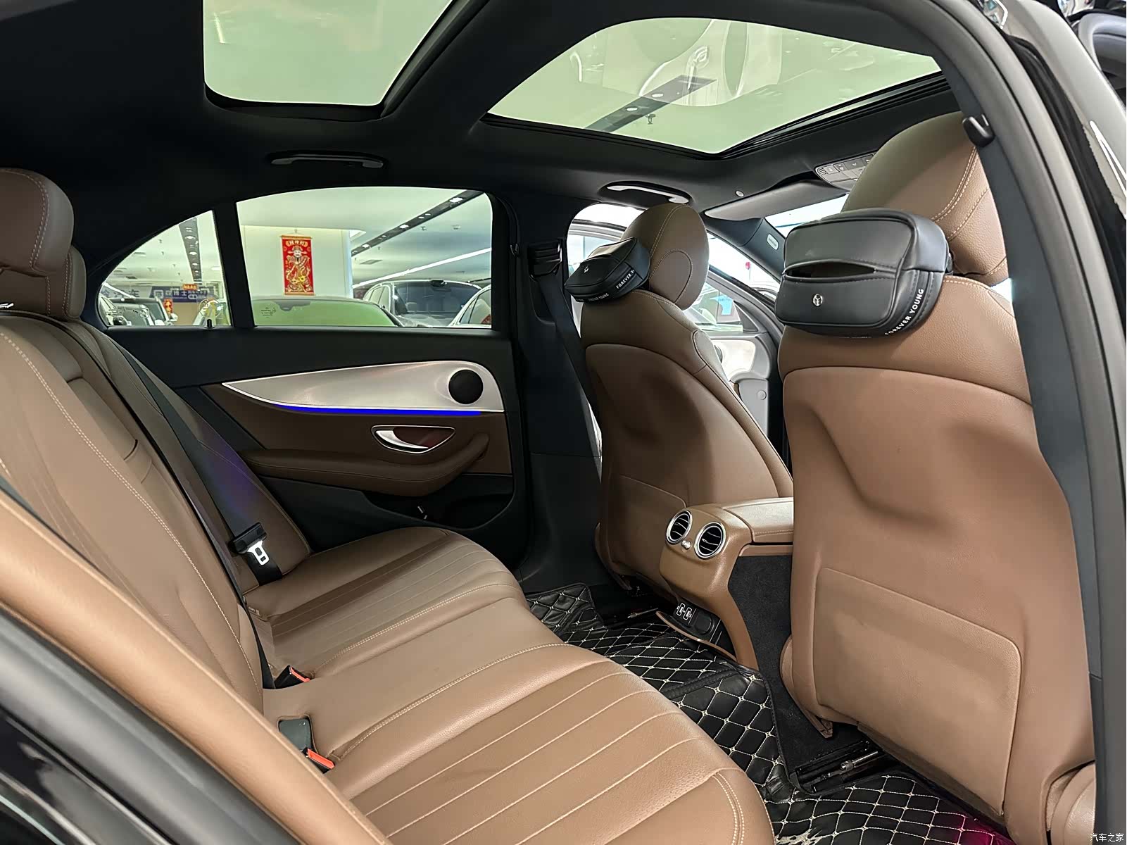 Mercedes-Benz E-Class, 2020 15