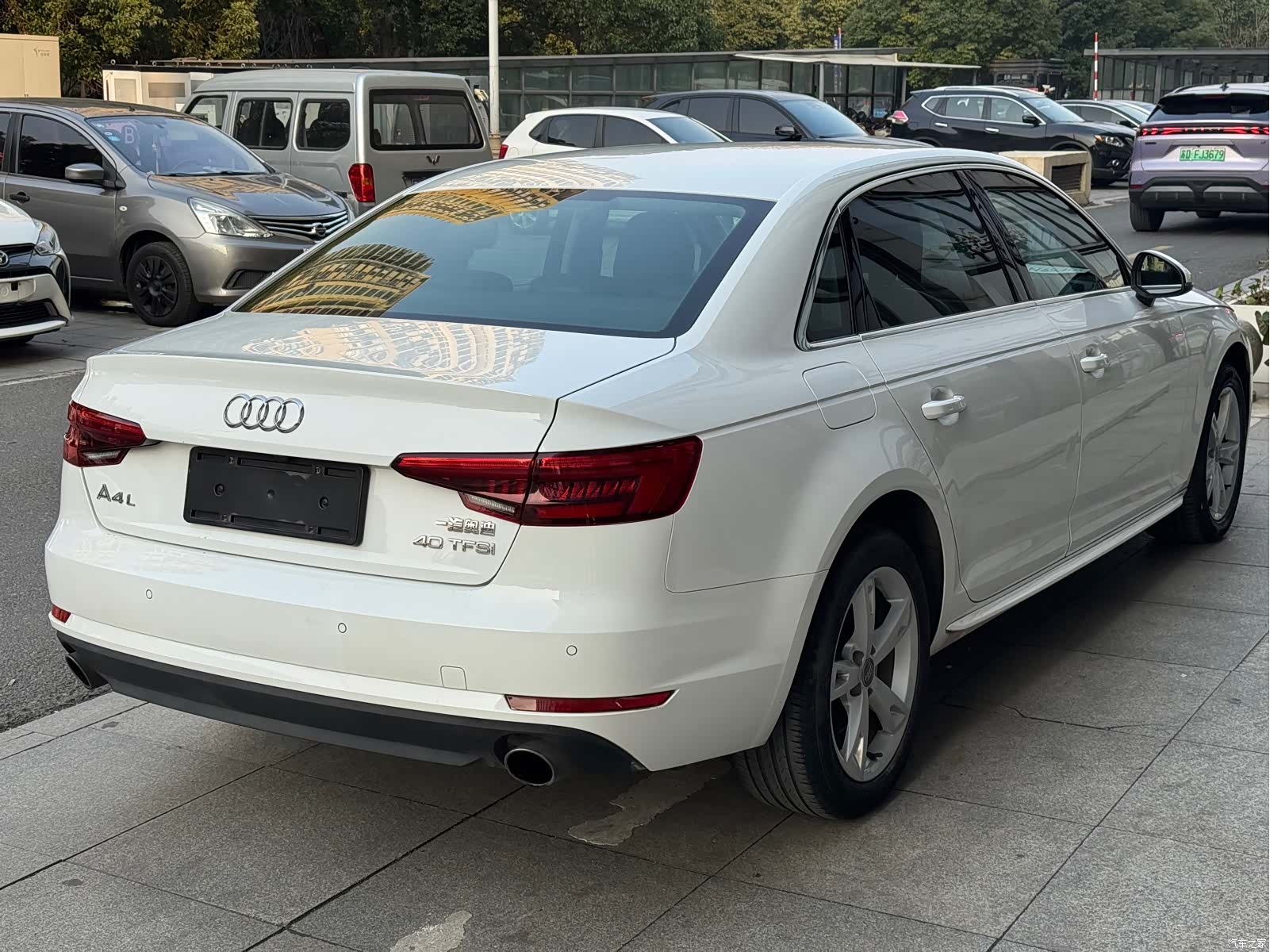 Audi A4L, 2017 6