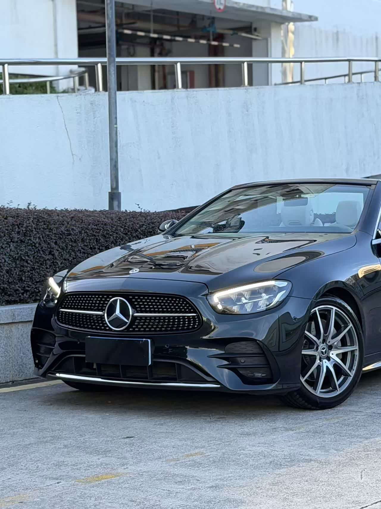 Mercedes-Benz E-Class, 2024 3