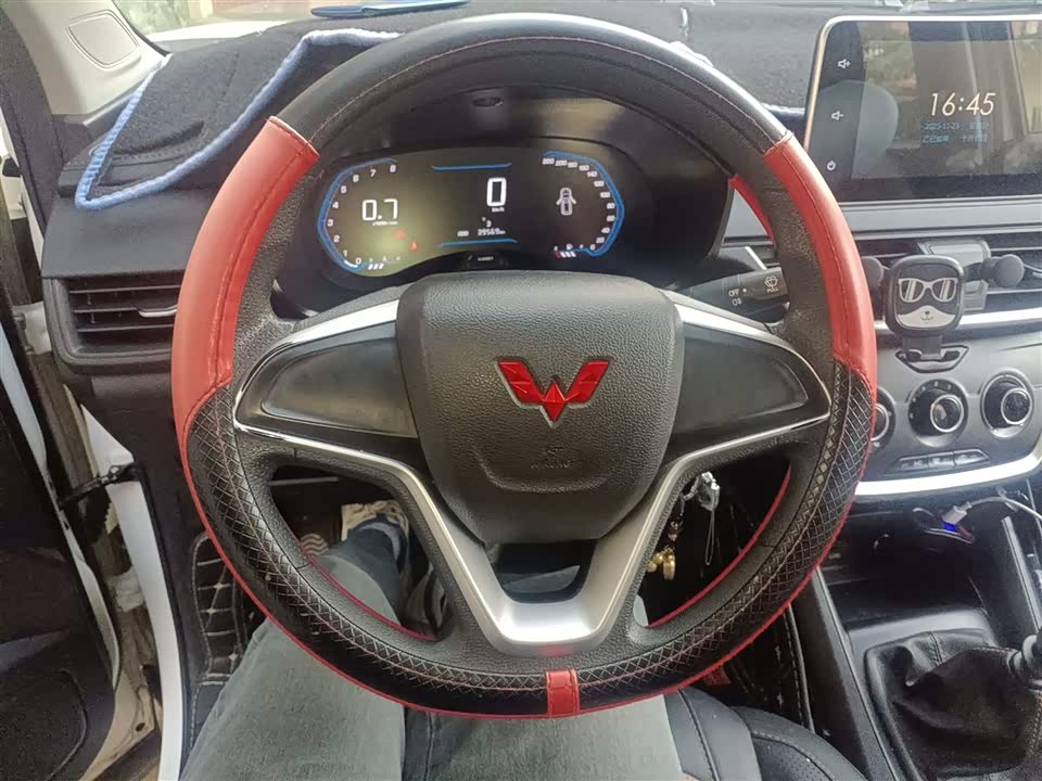 Wuling Wuling Hongguang S3