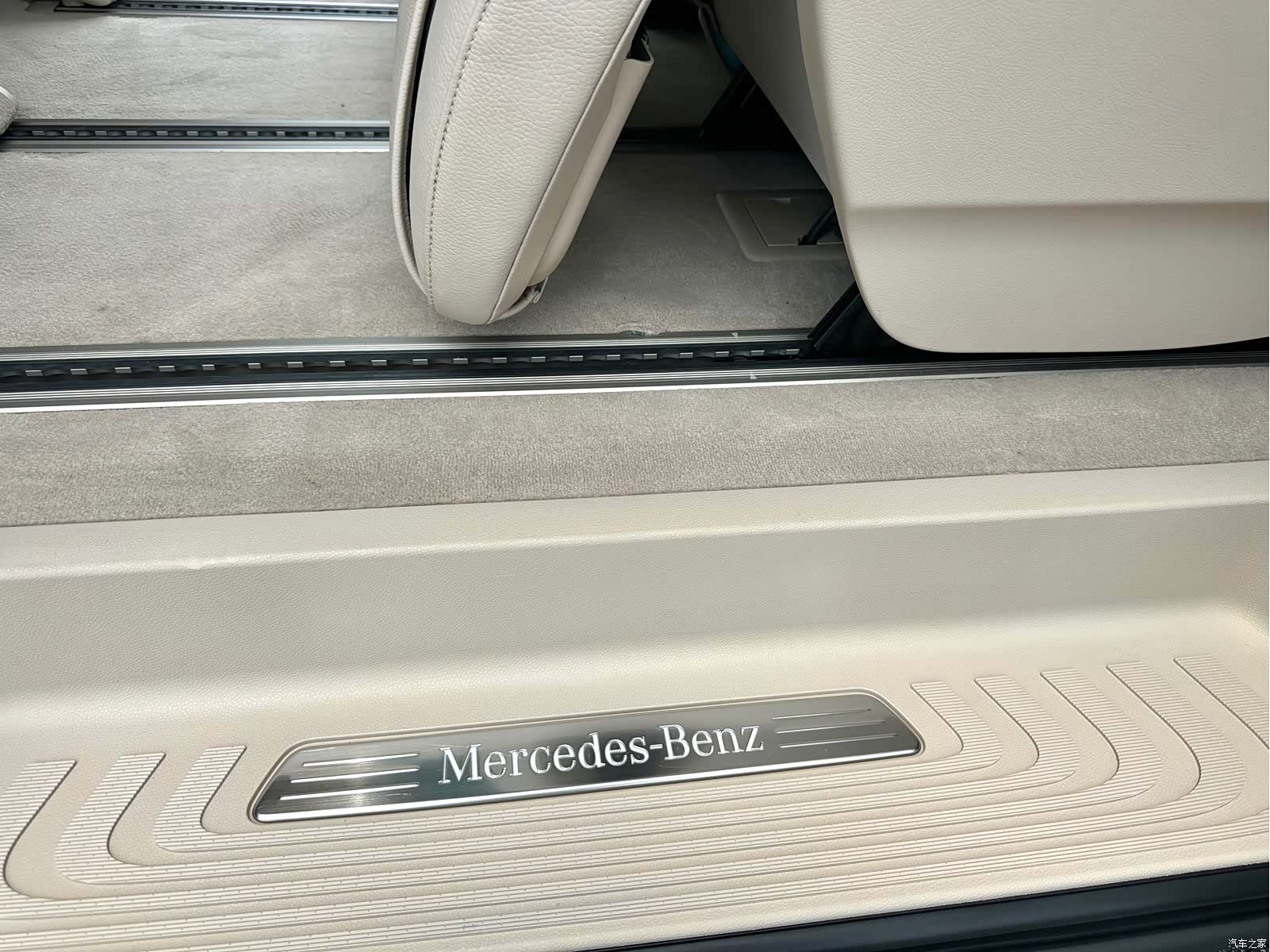 Mercedes-Benz V-Class, 2020 18