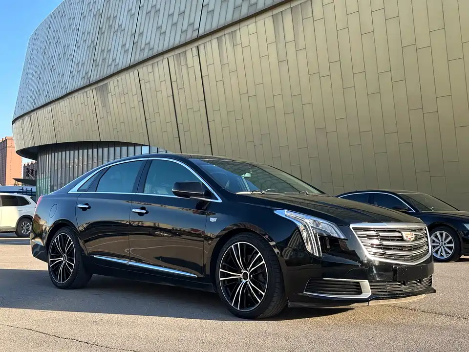 Cadillac XTS