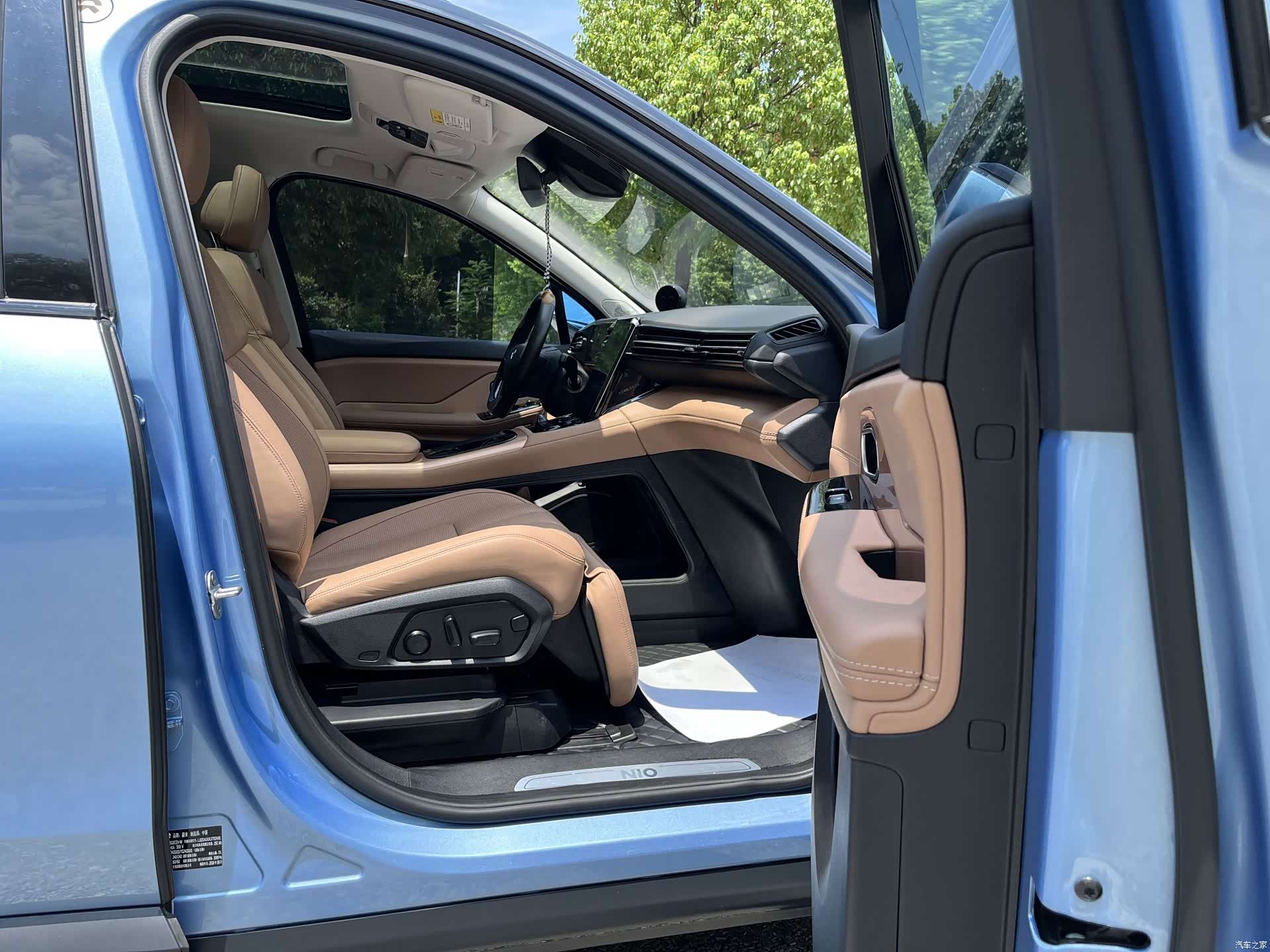 NIO ES8, 2018 9
