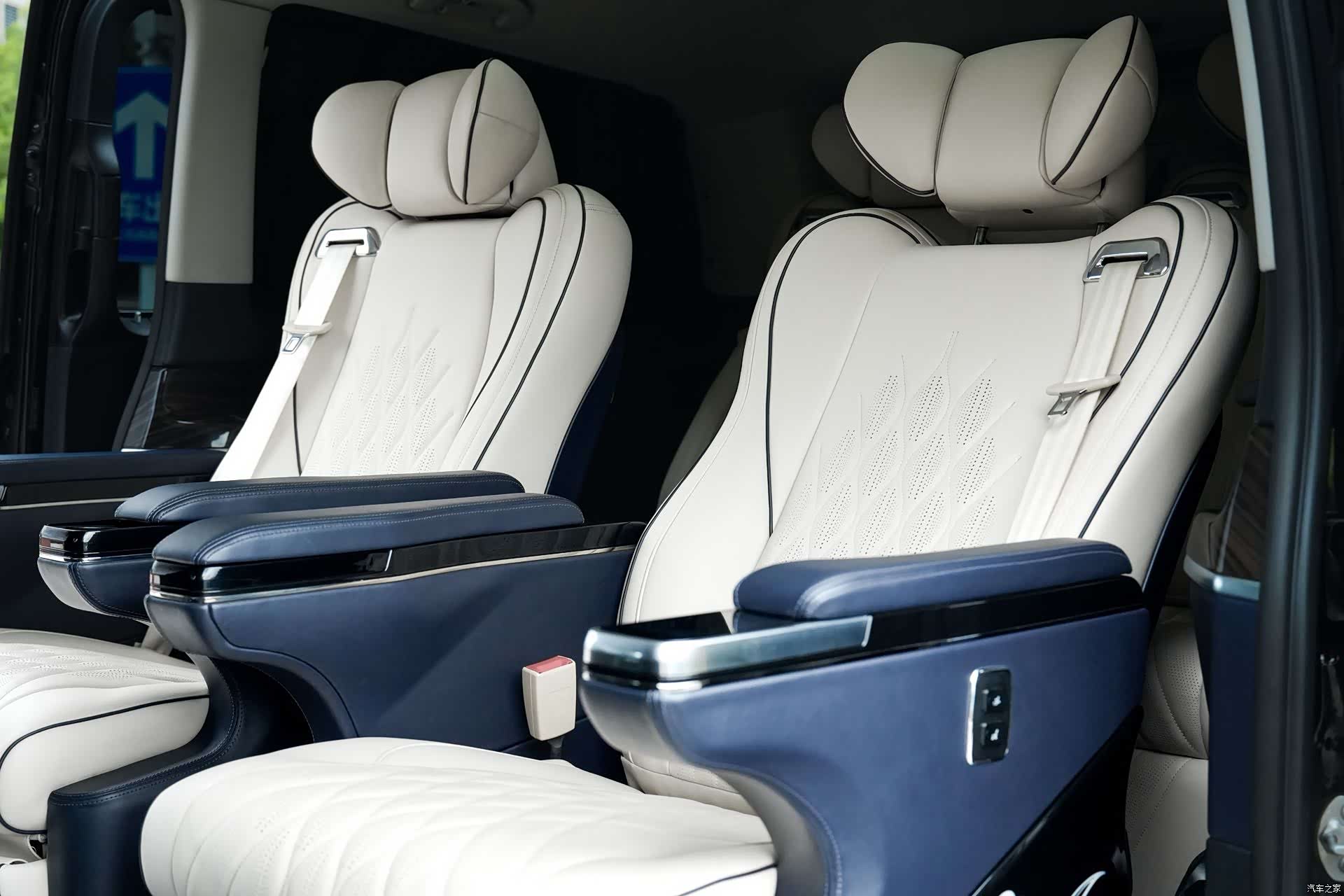 Mercedes-Benz V-Class, 2019 9