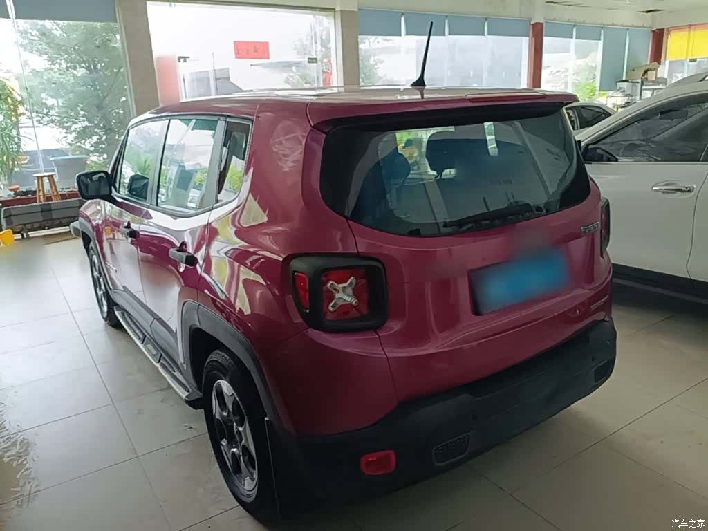 Jeep Renegade, 2017 все фото
