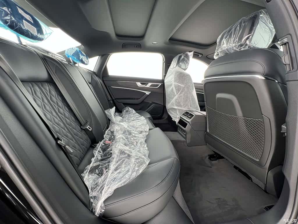 Audi A6L, 2026 21