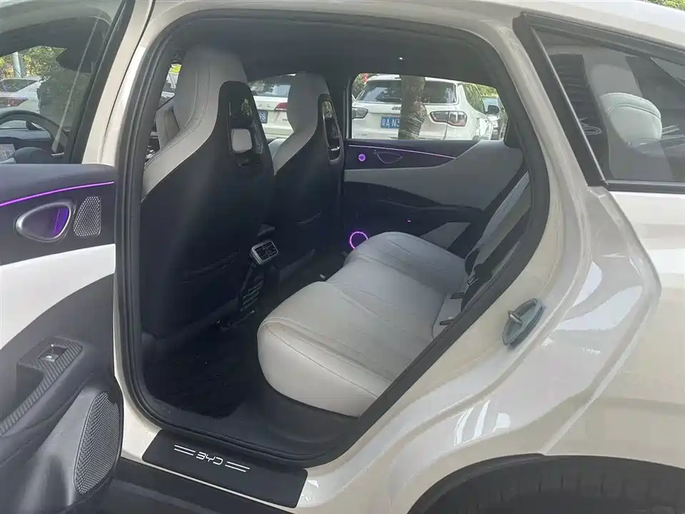BYD Seal 06