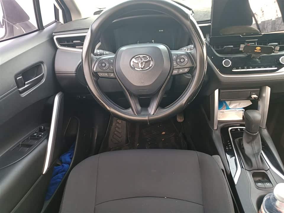 Toyota Corolla Sharp amplifier