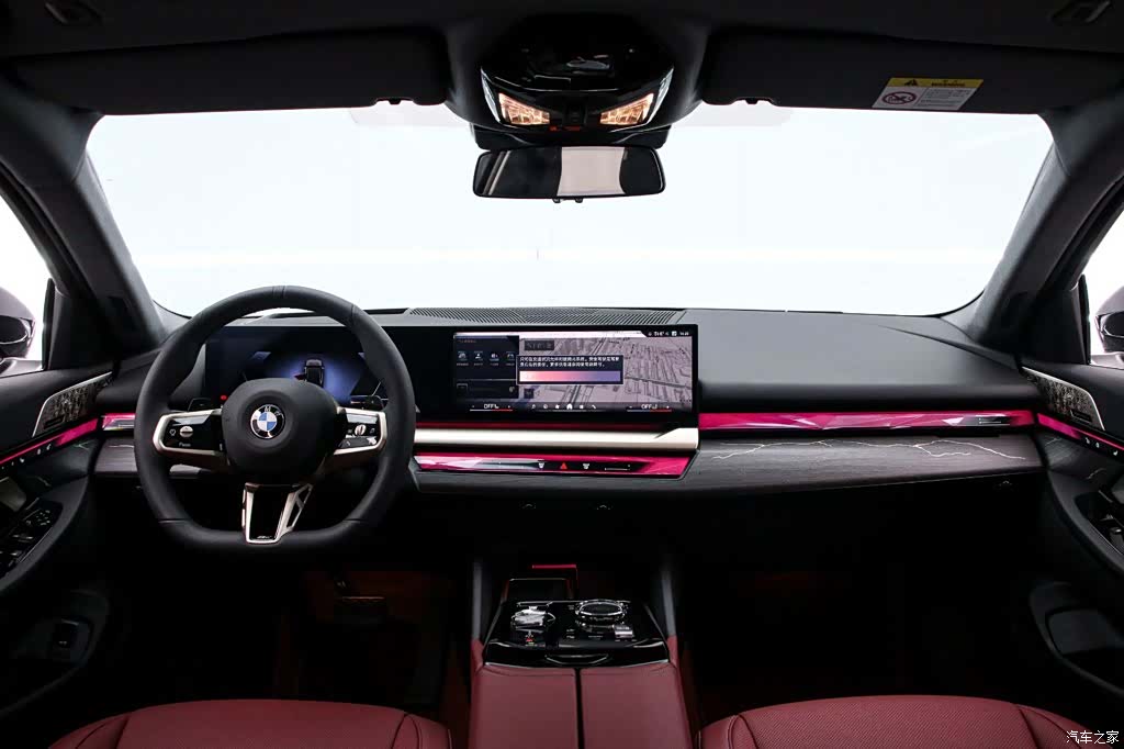 BMW 5 Series, 2025 все фото