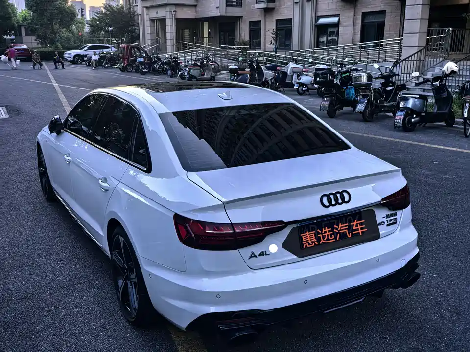 Audi A4L