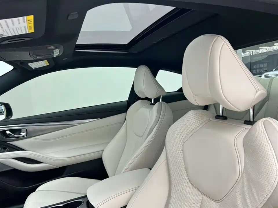 Infiniti Q60