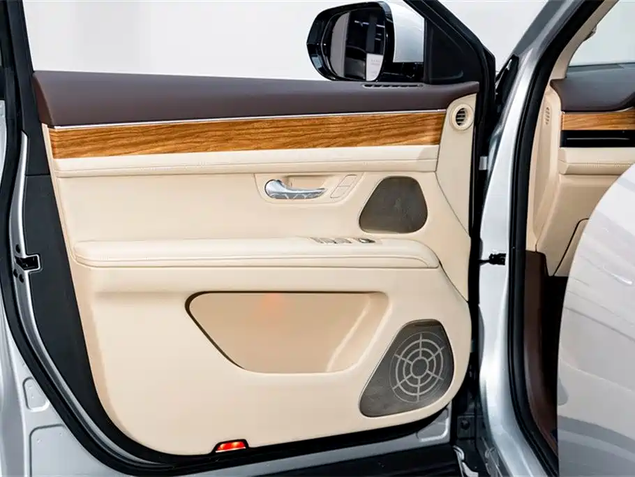 AITO Ask the world M7