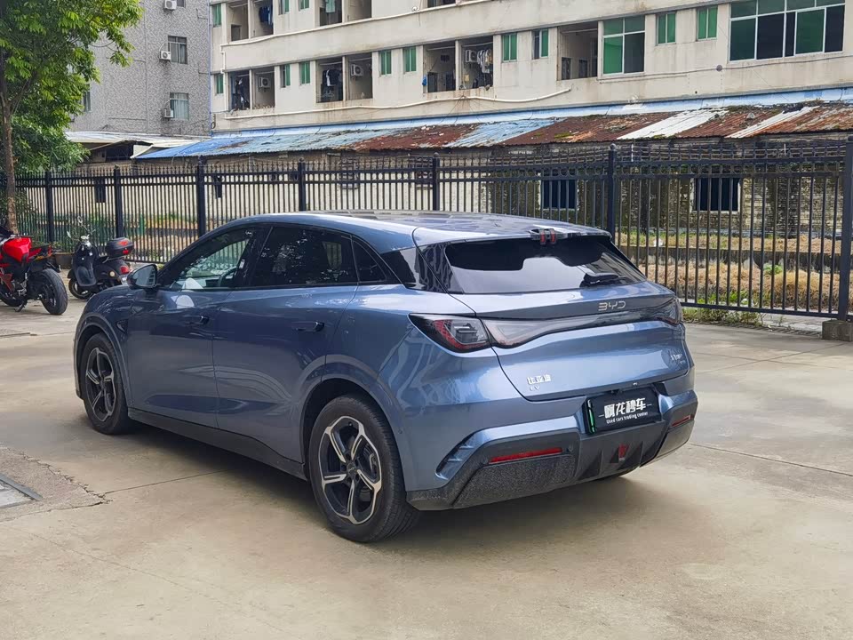 BYD Seal 06GT