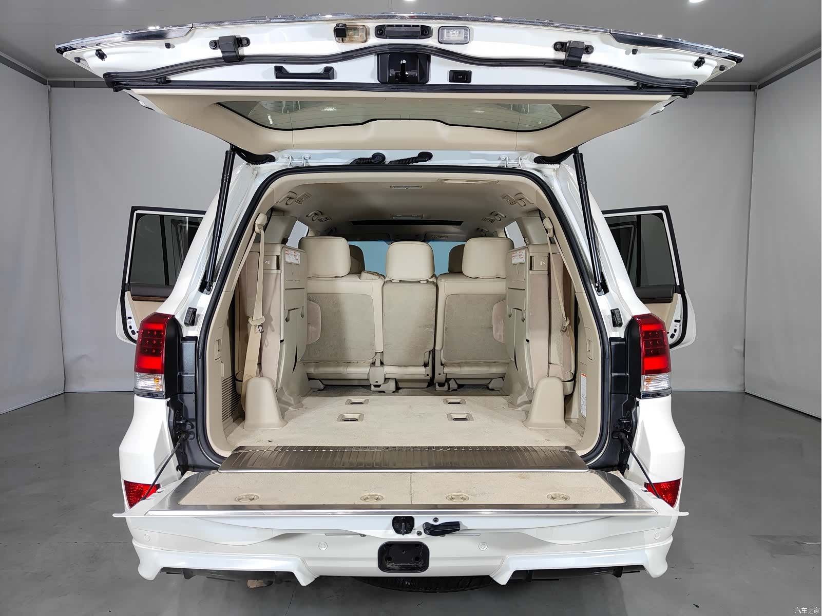 Toyota Land Cruiser, 2020 14