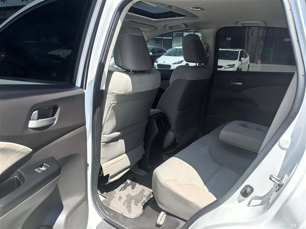 Honda CR-V, 2012 6